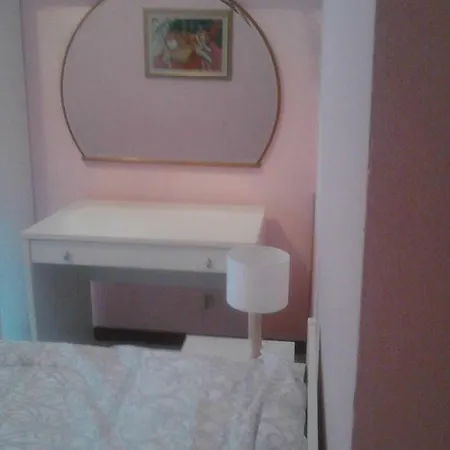 Central Art House Guest house