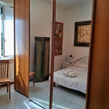 Art House Guest house *